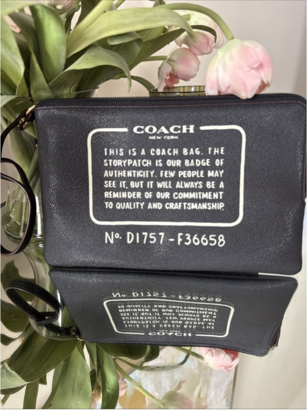 COACH Crossgrain Leather Storypatch Black Pouch Clutch Bag Black W Strap 9”x6”